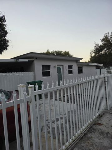 8355 NW 21st Ave, Miami, FL 33147