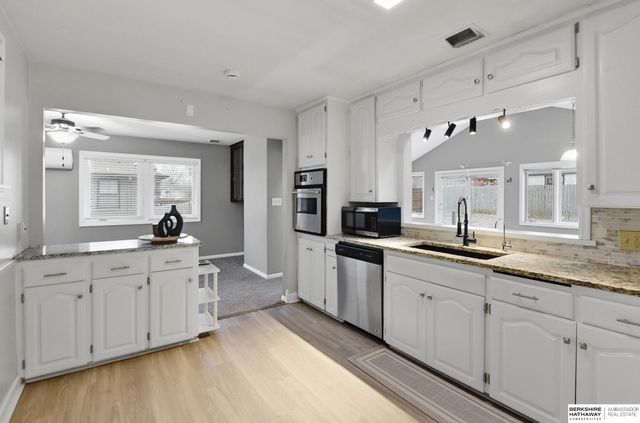 509 W Perry Street, Papillion, NE 68046