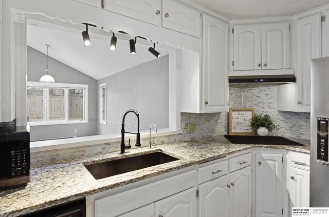 509 W Perry Street, Papillion, NE 68046