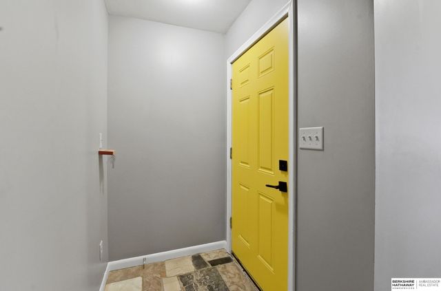 509 W Perry Street, Papillion, NE 68046