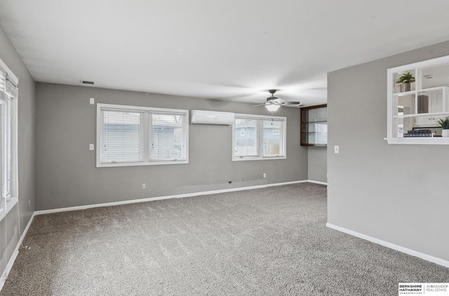 509 W Perry Street, Papillion, NE 68046