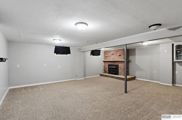 509 W Perry Street, Papillion, NE 68046