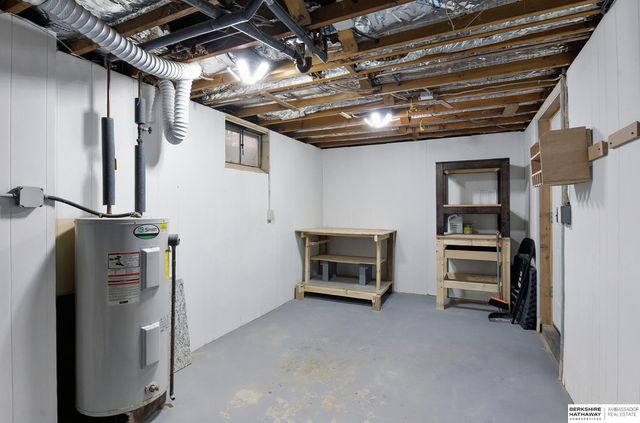 509 W Perry Street, Papillion, NE 68046