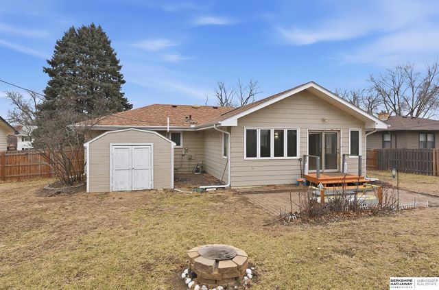 509 W Perry Street, Papillion, NE 68046