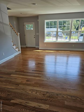 13 N Swezeytown Road, Middle Island, NY 11953