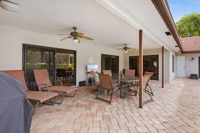 1960 NW 25th Street, Boca Raton, FL 33431