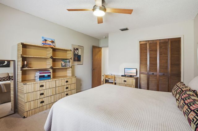 1960 NW 25th Street, Boca Raton, FL 33431