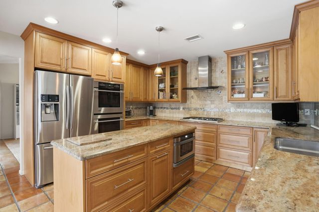 1960 NW 25th Street, Boca Raton, FL 33431