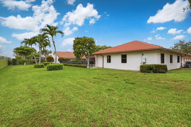 1960 NW 25th Street, Boca Raton, FL 33431