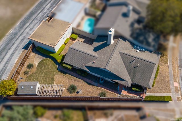 5835 Royal Club, San Antonio, TX 78239