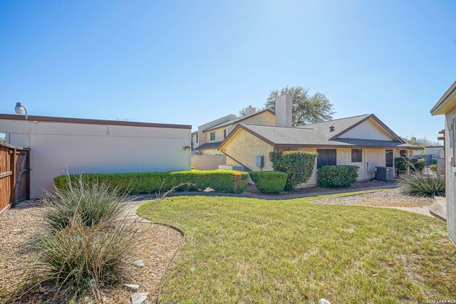 5835 Royal Club, San Antonio, TX 78239