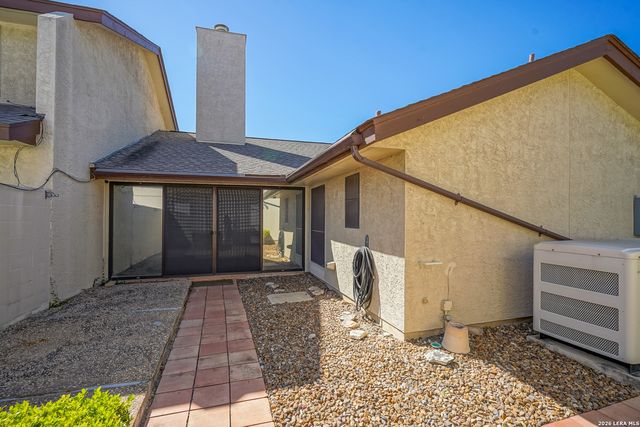 5835 Royal Club, San Antonio, TX 78239