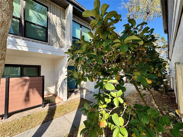 4001 BENEVA ROAD 417, Sarasota, FL 34233