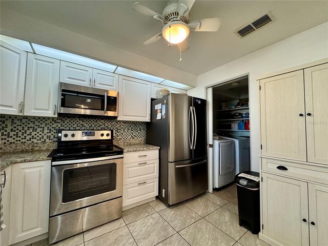 4001 BENEVA ROAD 417, Sarasota, FL 34233