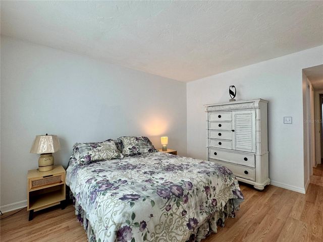 4001 BENEVA ROAD 417, Sarasota, FL 34233