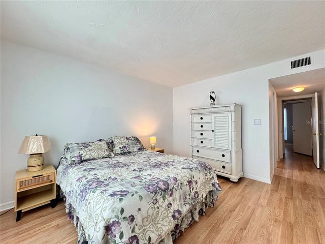 4001 BENEVA ROAD 417, Sarasota, FL 34233