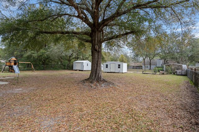 4785 Shoal Lake Circle, Crestview, FL 32539