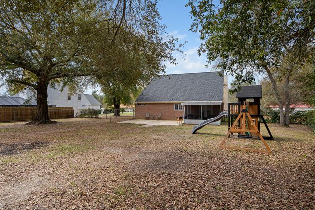 4785 Shoal Lake Circle, Crestview, FL 32539