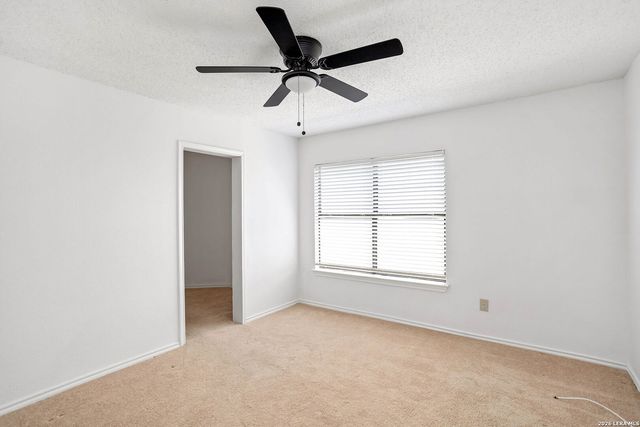 8090 Chestnut Ash, Converse, TX 78109