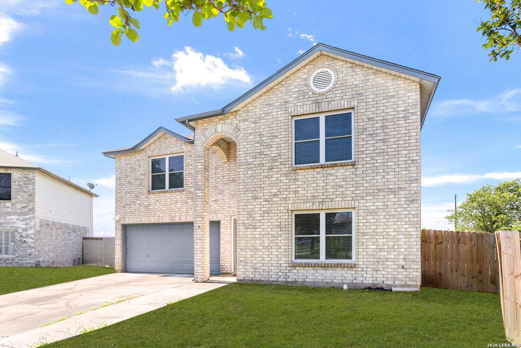 8090 Chestnut Ash, Converse, TX 78109
