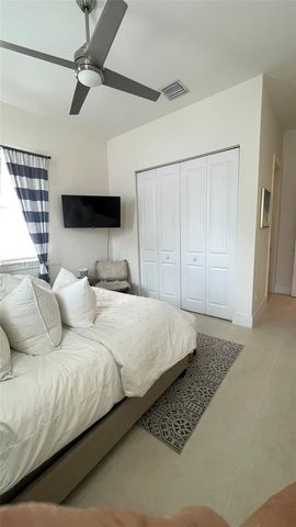 918 NE 17th Way, Fort Lauderdale, FL 33304