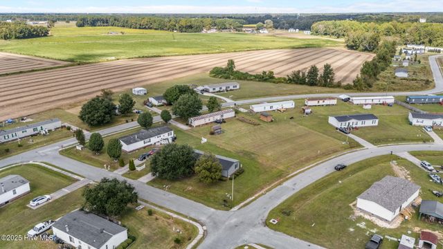 2502 State Drive, Kinston, NC 28501