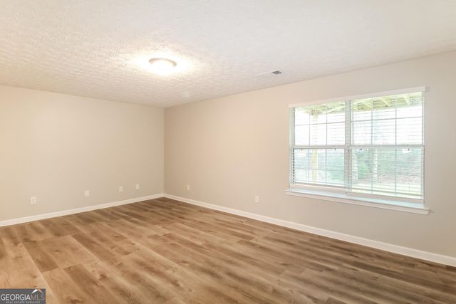 1286 Live Oak Terrace, Lithonia, GA 30058