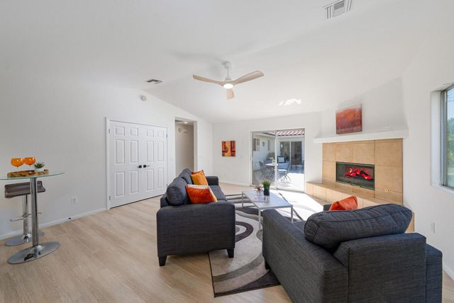 1843 N Whitewater Club Drive, Palm Springs, CA 92262