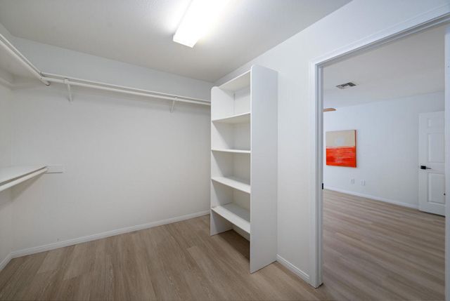 1843 N Whitewater Club Drive, Palm Springs, CA 92262