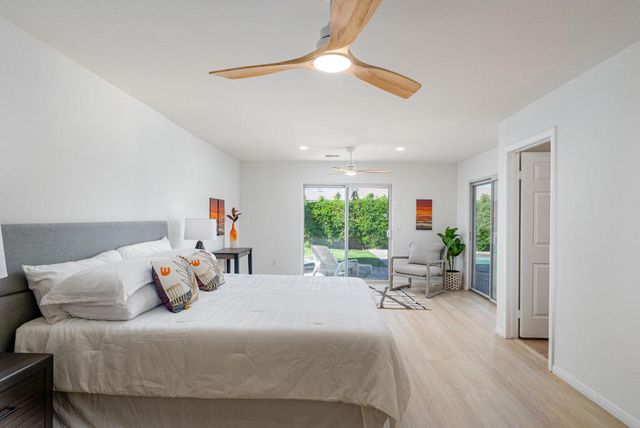 1843 N Whitewater Club Drive, Palm Springs, CA 92262