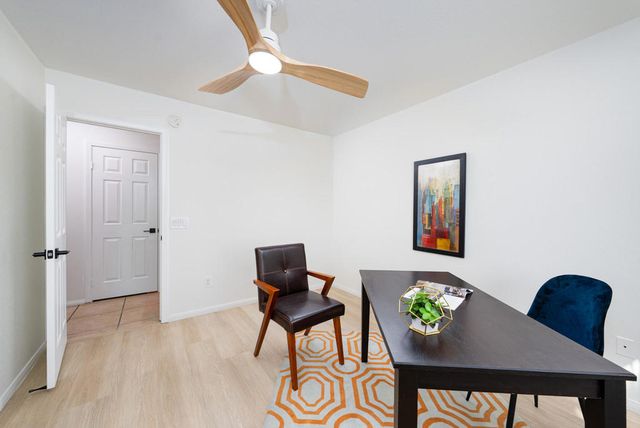 1843 N Whitewater Club Drive, Palm Springs, CA 92262