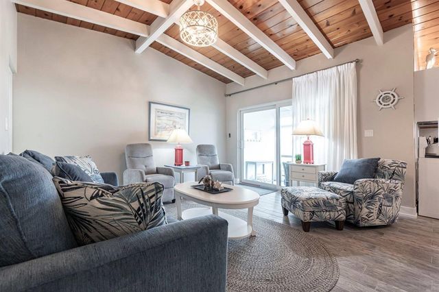 6006 MIDNIGHT PASS ROAD 22, Sarasota, FL 34242