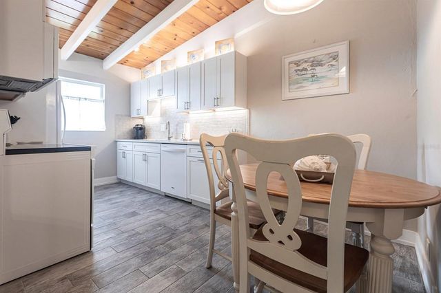 6006 MIDNIGHT PASS ROAD 22, Sarasota, FL 34242