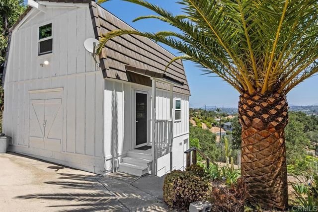 435 Rancho Camino, Fallbrook, CA 92028
