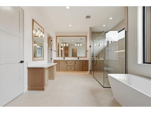 8614 Ne 183RD Pl, Vancouver, WA 98682