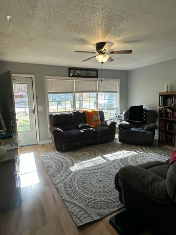 804 Castleview Circle 14, Jasper, TN 37347