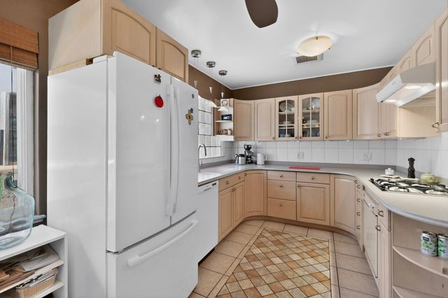 806 Hermosa Drive NE, Albuquerque, NM 87110