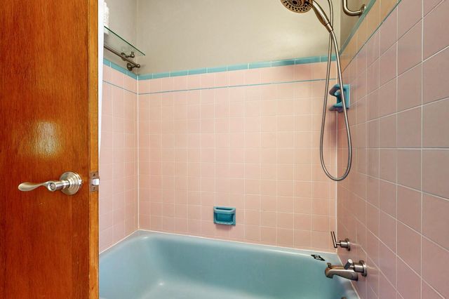 806 Hermosa Drive NE, Albuquerque, NM 87110