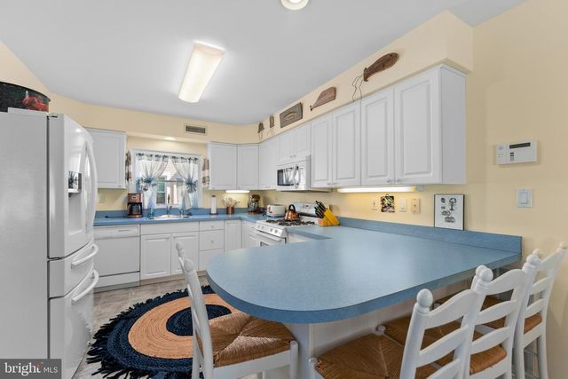 2537 BAY AVE, Ocean City, NJ 08226