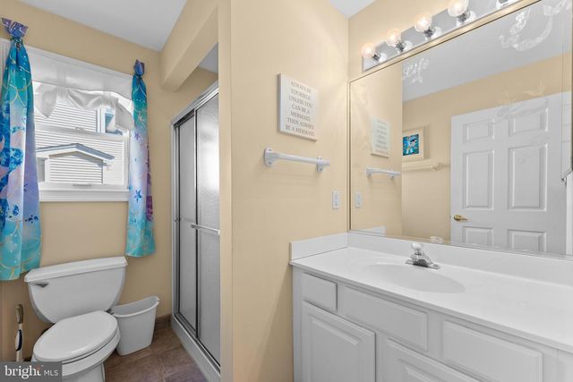 2537 BAY AVE, Ocean City, NJ 08226