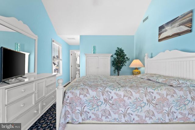 2537 BAY AVE, Ocean City, NJ 08226