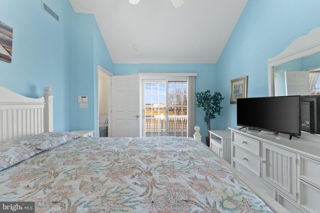 2537 BAY AVE, Ocean City, NJ 08226