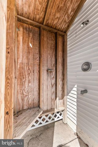 2537 BAY AVE, Ocean City, NJ 08226