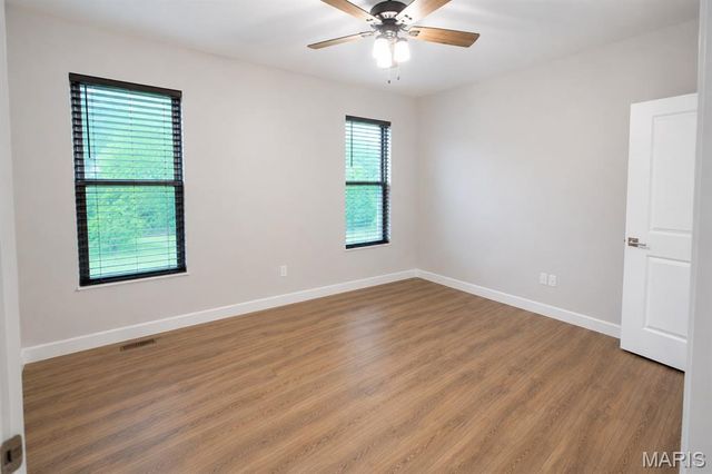 132 E Locust Street, Columbia, IL 62236