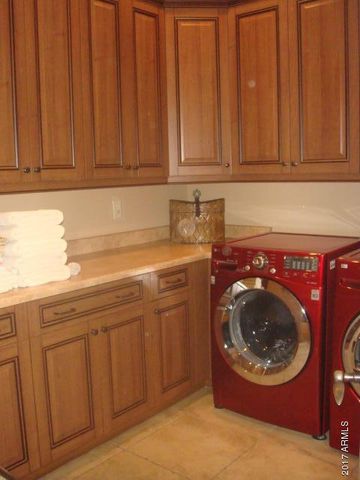 3226 W CLOUD Road, Phoenix, AZ 85086