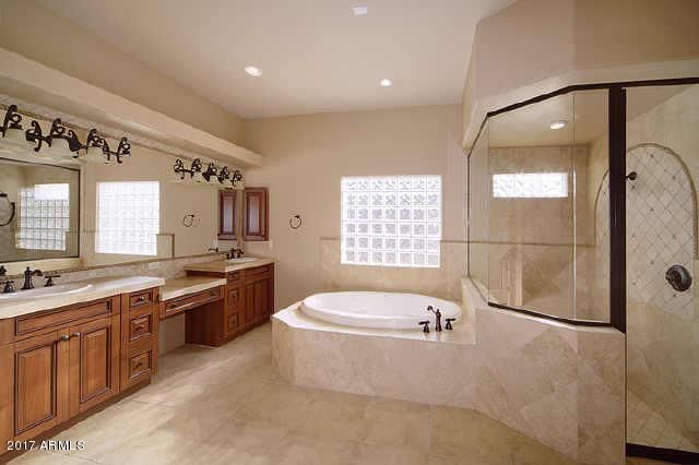 3226 W CLOUD Road, Phoenix, AZ 85086