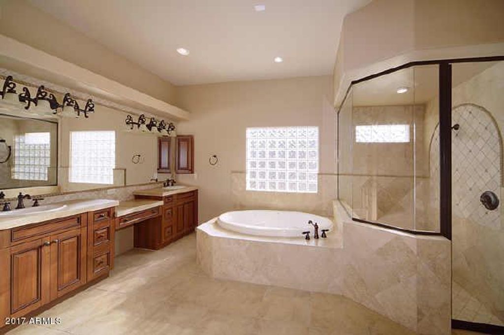 3226 W CLOUD Road, Phoenix, AZ 85086