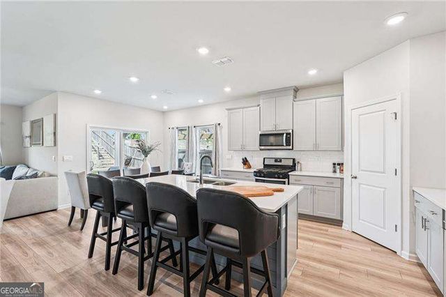 401 MURPHY Avenue, Canton, GA 30114