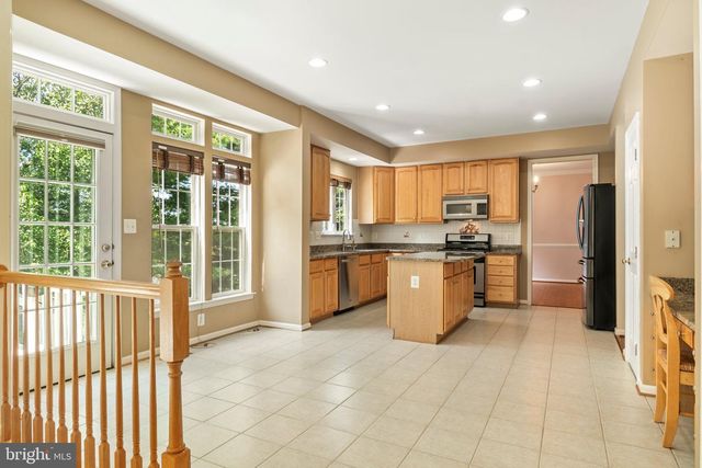 21255 OLIVE GREEN CT, Ashburn, VA 20147