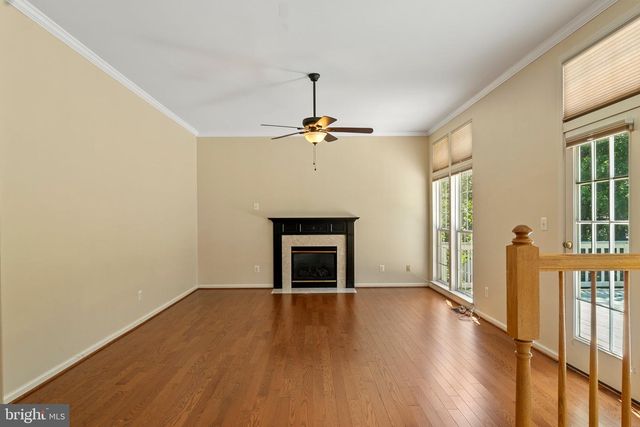 21255 OLIVE GREEN CT, Ashburn, VA 20147